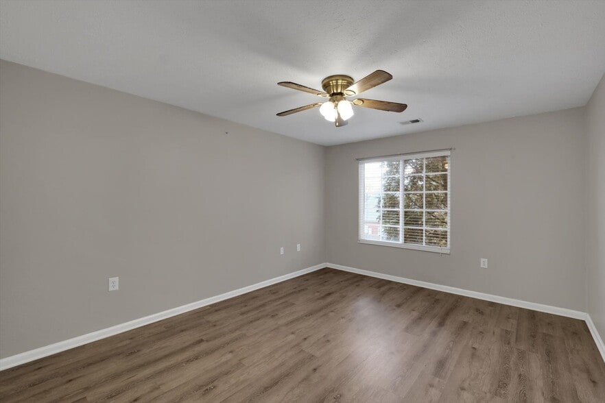 Building Photo - 6403 Shelton Cir