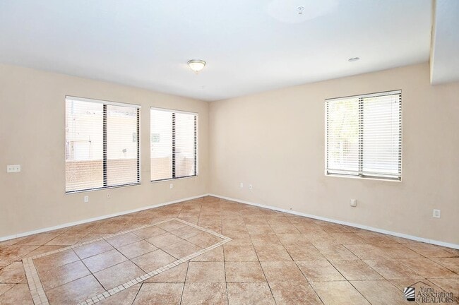 Building Photo - 3565 W 22nd St