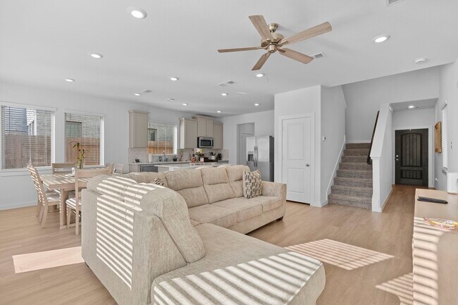 Building Photo - 17210 Pentland Hls Wy