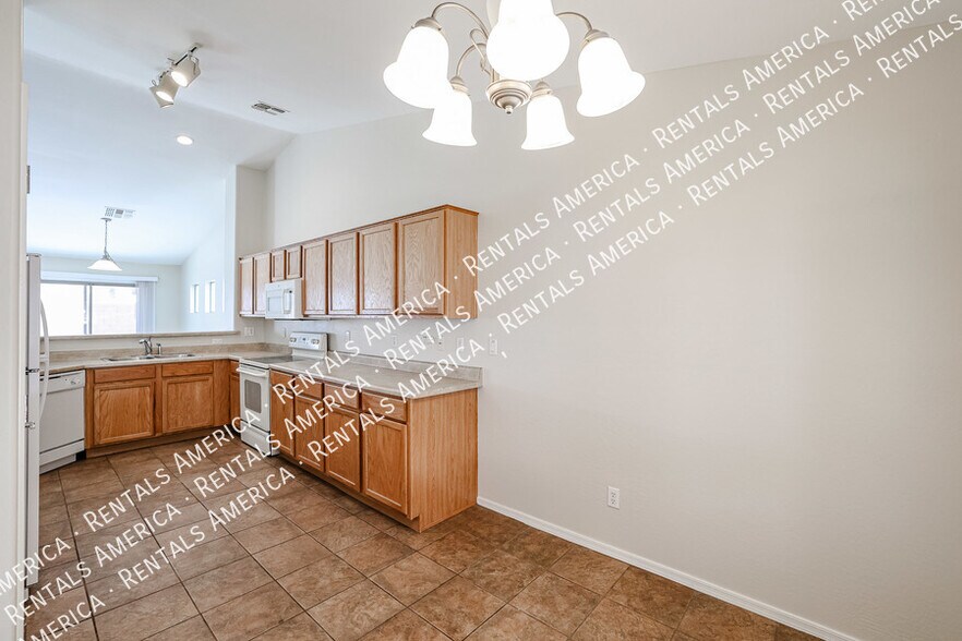 Building Photo - 6718 S Garnet Way