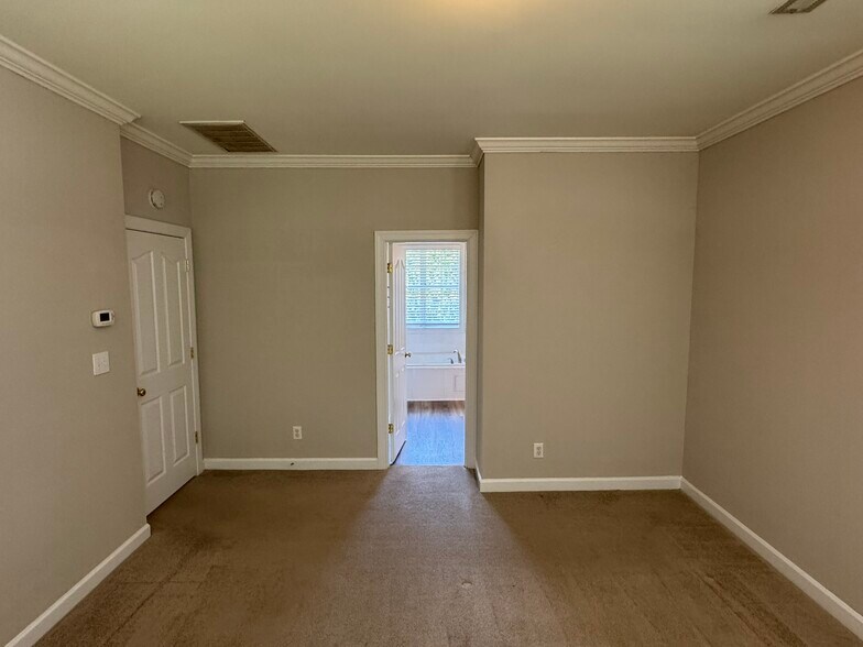 Building Photo - 11432 McGinns Trace Ct