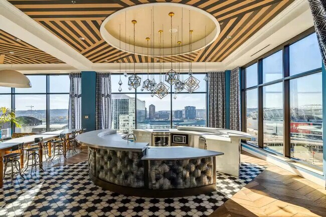 Building Photo - 309 Vine St