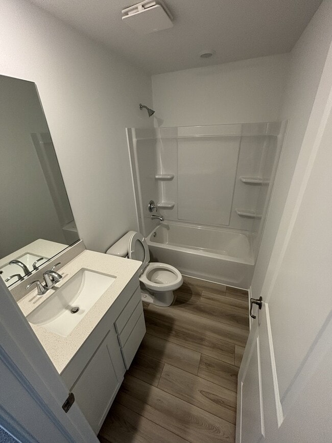 Building Photo - 7707 Nightshade Ln
