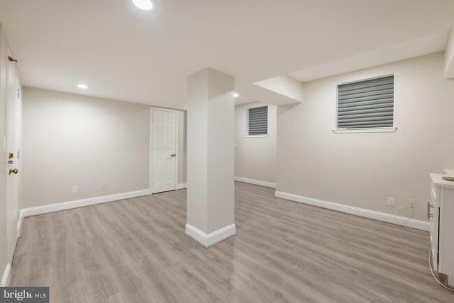 Building Photo - 3888 Porter St NW