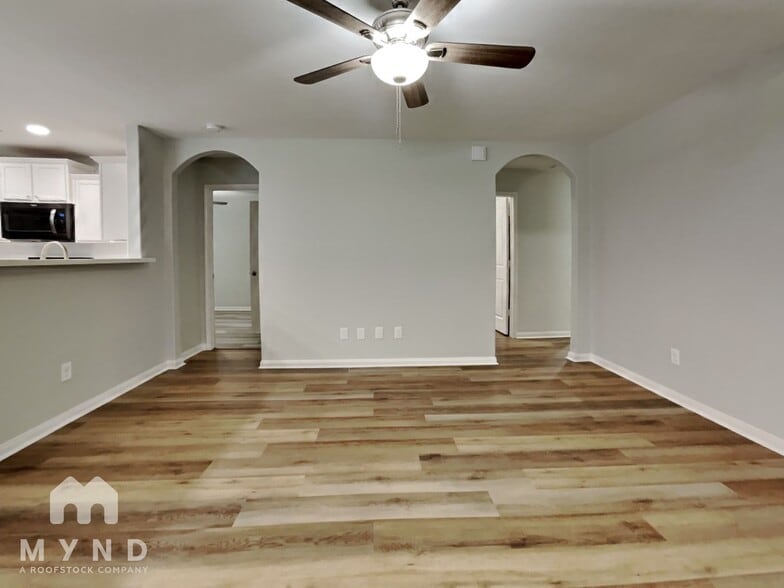 Building Photo - 6119 Coral Cv Rd