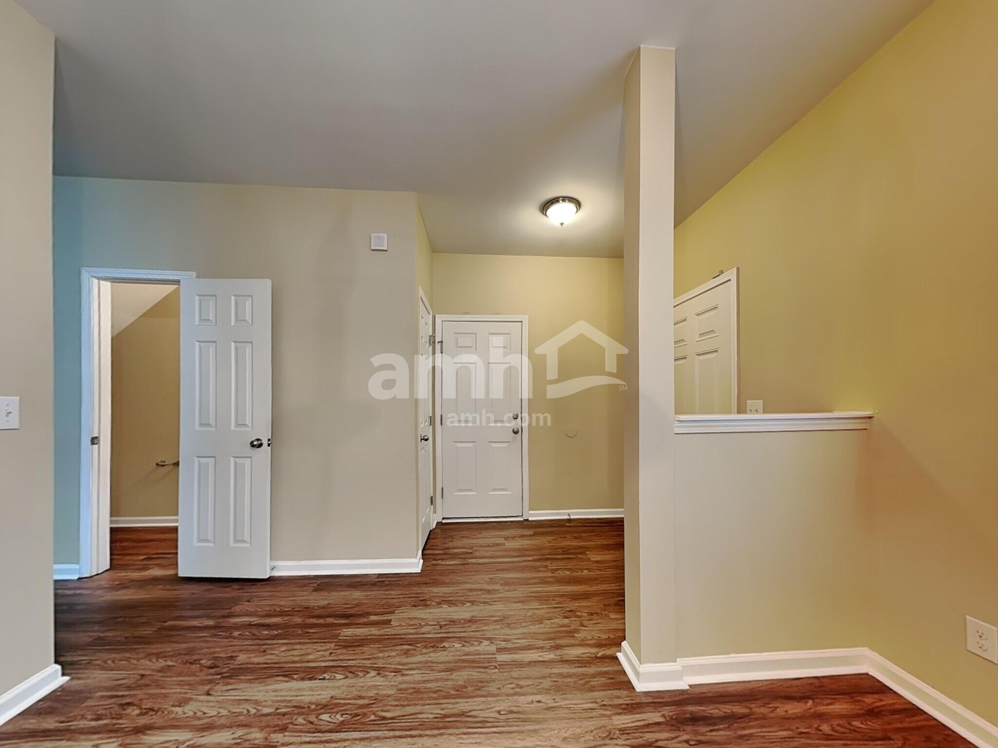 Building Photo - 3120 Genlee Dr