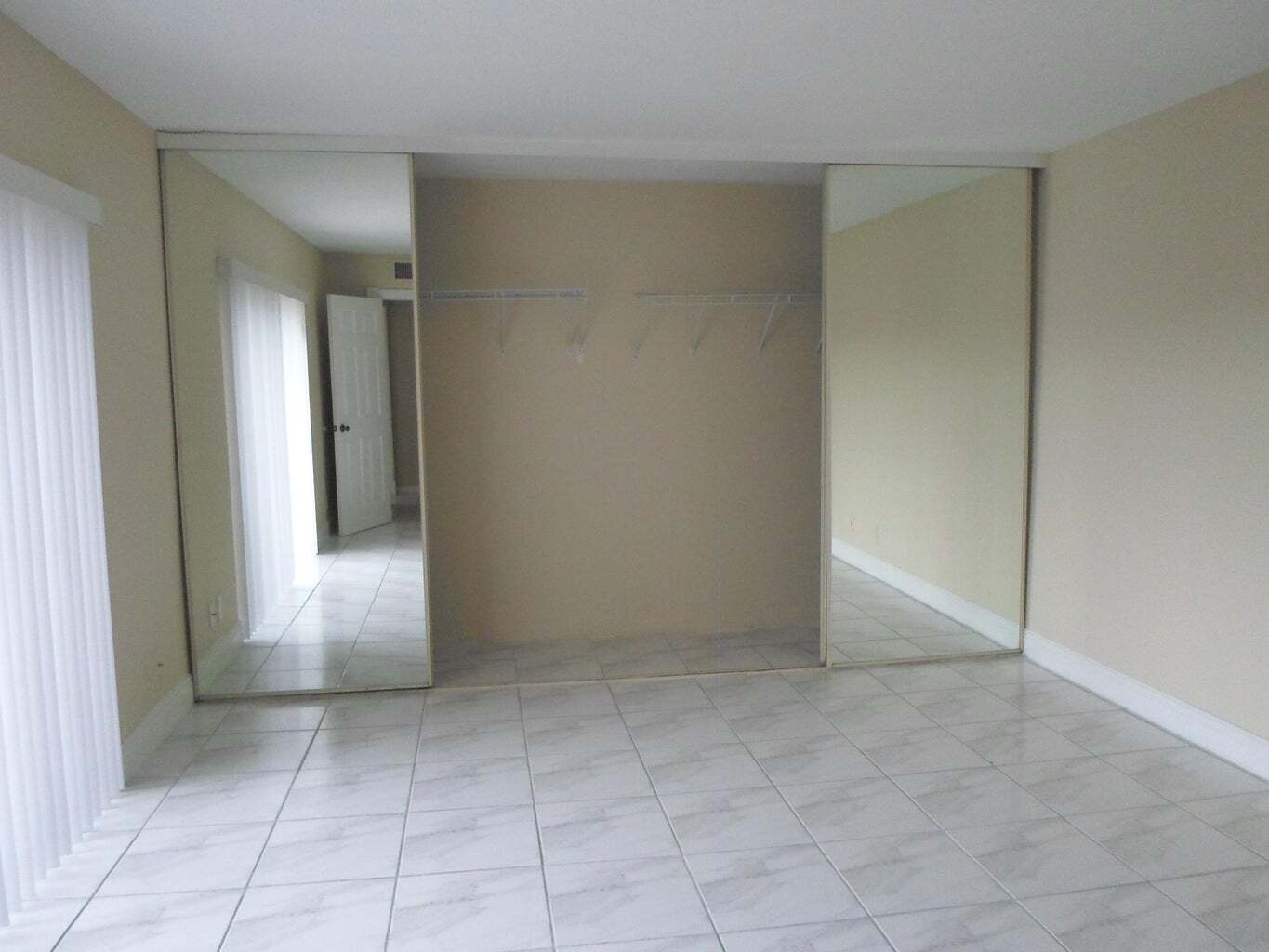 Building Photo - 1674 Forest Lakes Cir