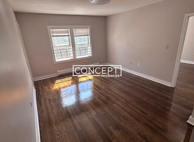 Building Photo - 97 Wildwood St