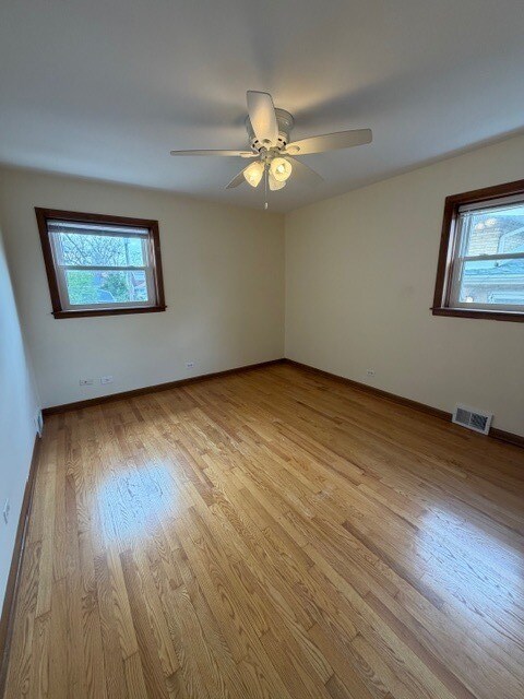 Building Photo - 822 LaGrange Rd