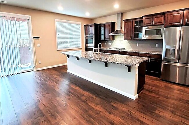Building Photo - 10330 Driftwood Ave