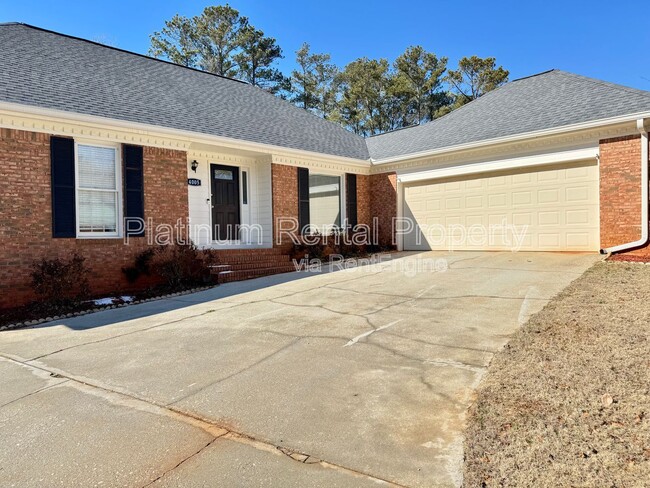 Building Photo - 4005 Camary Dr SE