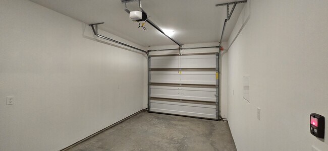 Building Photo - 1606 Mountain Quail Cir
