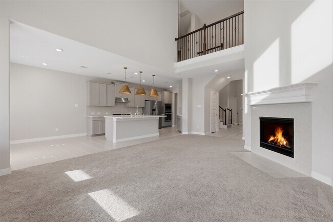 Building Photo - 2207 Silver Canyon Ln