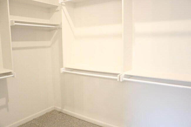 Building Photo - Brand New Home in Shawnee!