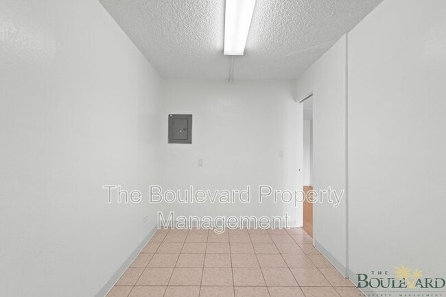 Building Photo - 1260 Richard Ln