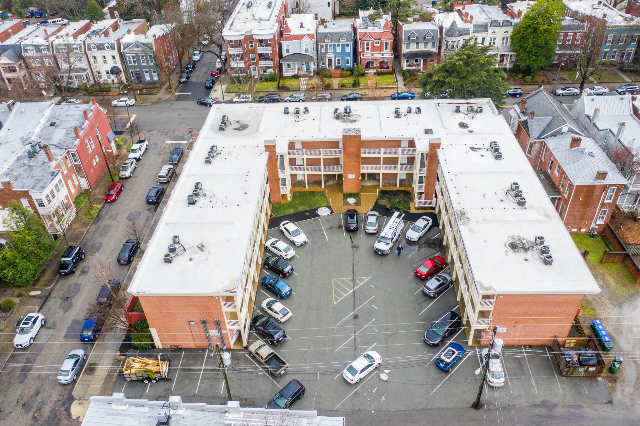 Building Photo - 2100 Grove Ave