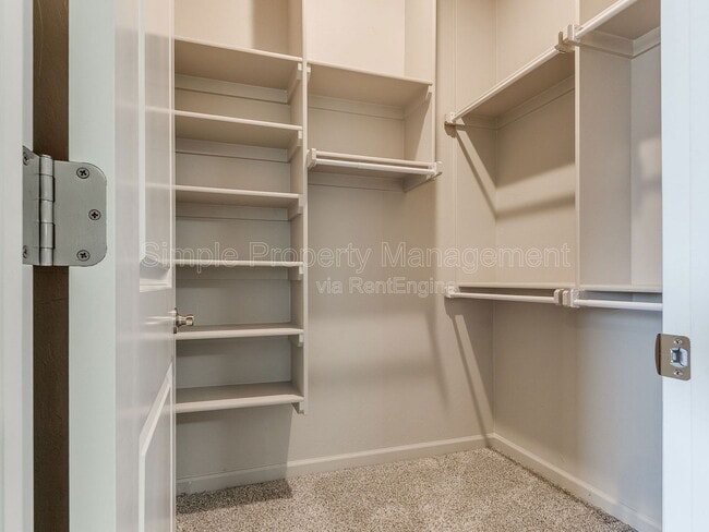 Building Photo - 4013 Palmetto Trail