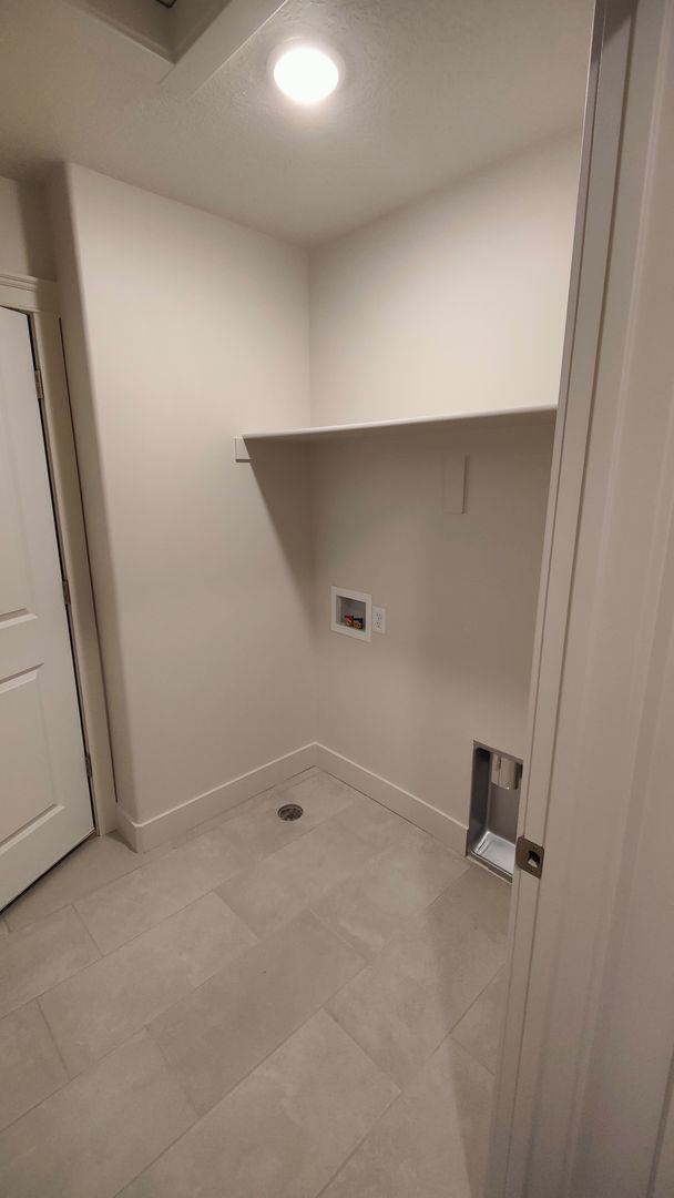 Building Photo - Modern 3 bed 2.5 bath TH for Rent in West ...