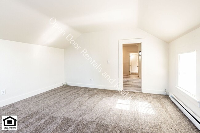 Building Photo - 1240 Boone St