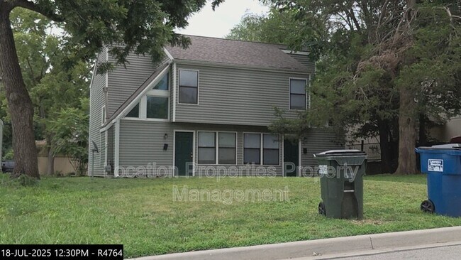 Primary Photo - 634 Arkansas St