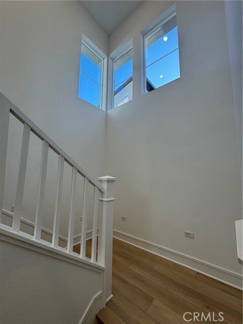 Building Photo - 436 Loon