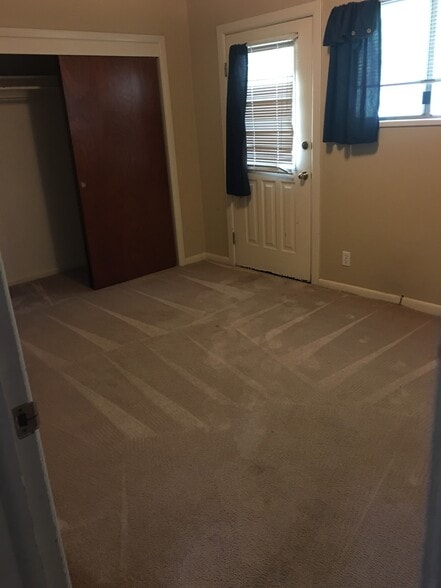 Building Photo - 397 N 100 E