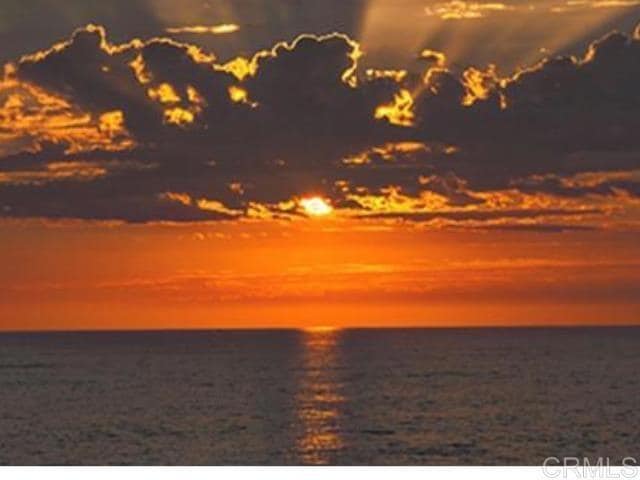 Building Photo - 1550 Summit Ave