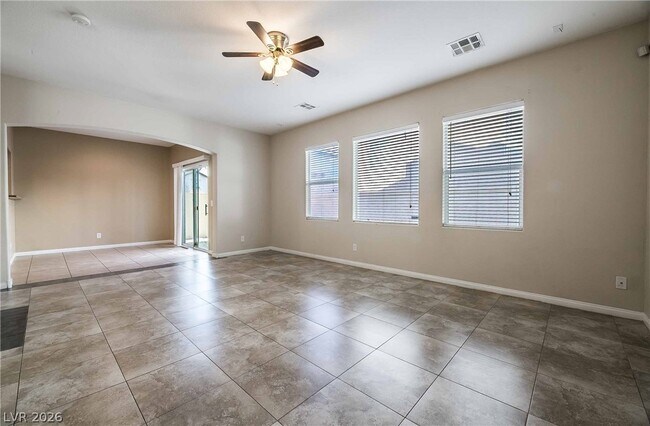 Building Photo - 7956 N Kelburn Hill St