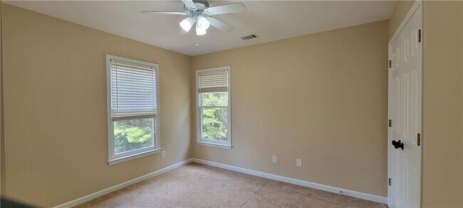 Building Photo - 130 Windsong Trail