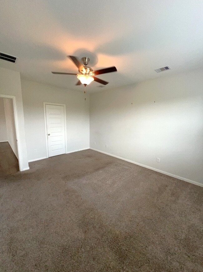 Building Photo - 7118 Fannin St