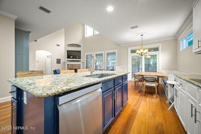 Building Photo - 7813 Mt Ranier Dr
