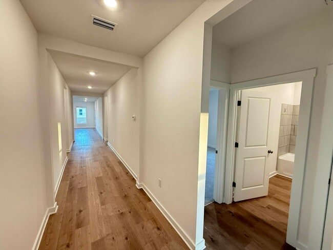 Building Photo - Free Wi-Fi for the first year! 4 Bed/2 Bath New Construction - Foley