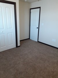 Building Photo - Modern Comfort: Discover Our 2-Bedroom 2-Bath Apartment Gem