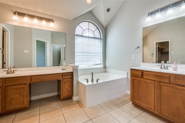 Building Photo - 2767 Waterway Dr