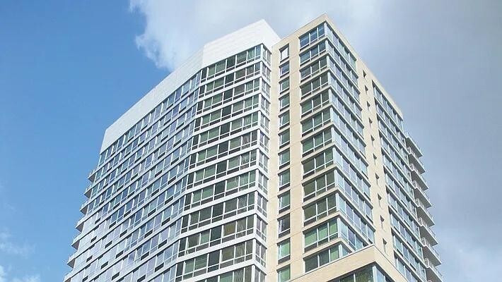 Building Photo - 455 W 37th St