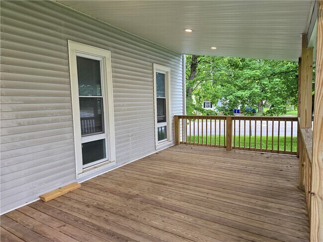 Building Photo - 2366 Spencerport Rd