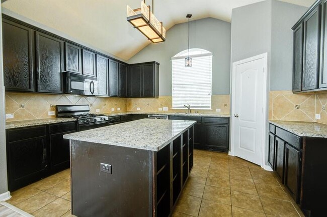 Building Photo - 122 Bright Brook Ln