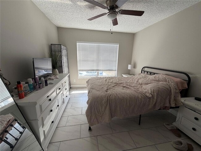 Building Photo - 2893 Webley Dr NE