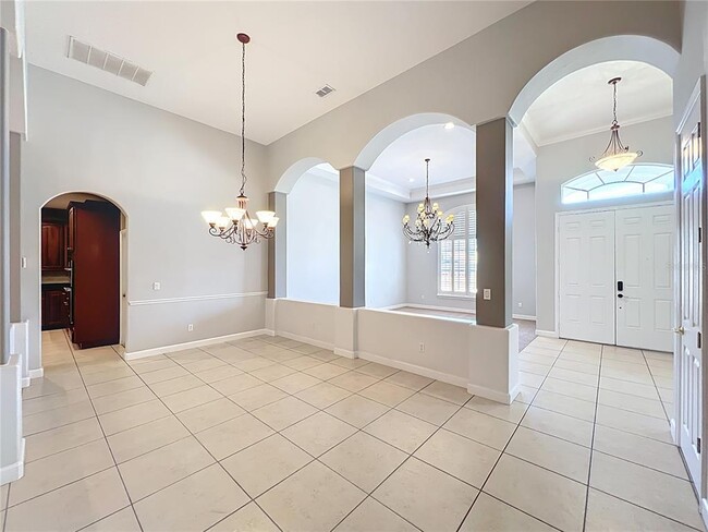 Building Photo - 2830 Cardassi Dr