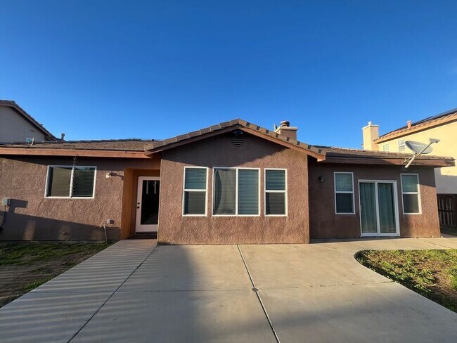 Building Photo - 35108 Via Santa Catalina