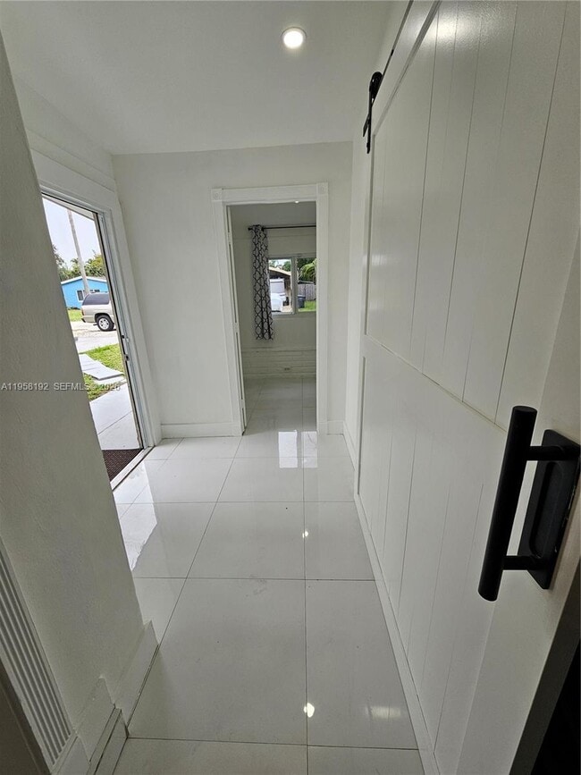 Building Photo - 1421 NW 65th Terrace