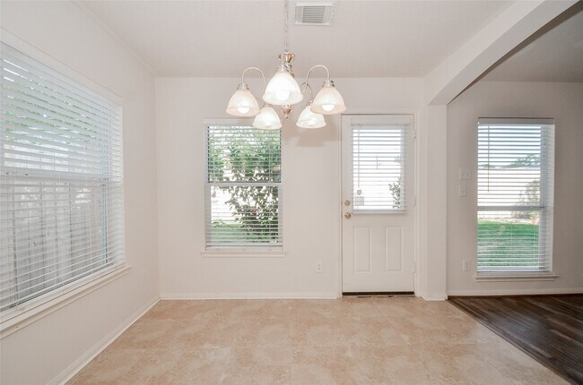 Building Photo - 3314 Rainport Cir