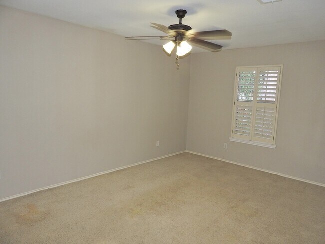 Building Photo - 4427 Wavertree Dr