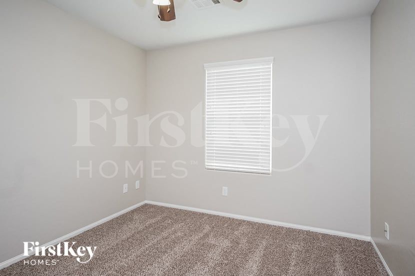 Building Photo - 8149 Begonia Blush Dr