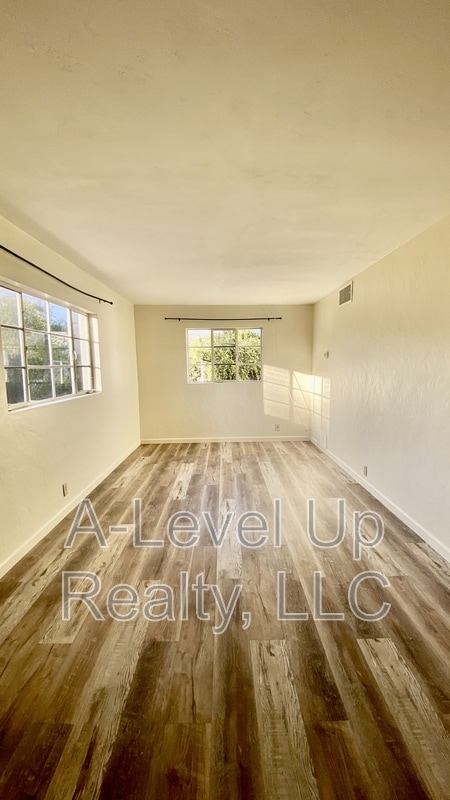 Building Photo - 1414 N Jones Blvd