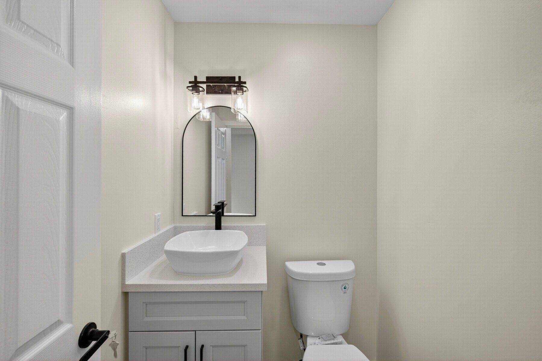 Building Photo - 11972 Walnut St