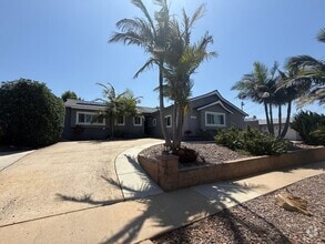Building Photo - Beautiful, Remodeled 4 Bed, 2.5 Bath in th...