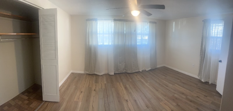 Building Photo - 10702 Laburnum Dr