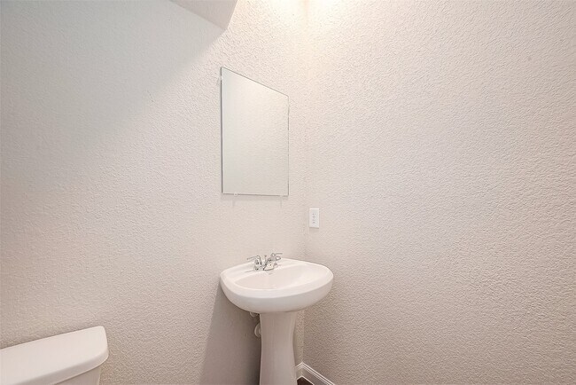 Building Photo - 2335 Tavo Trails Dr