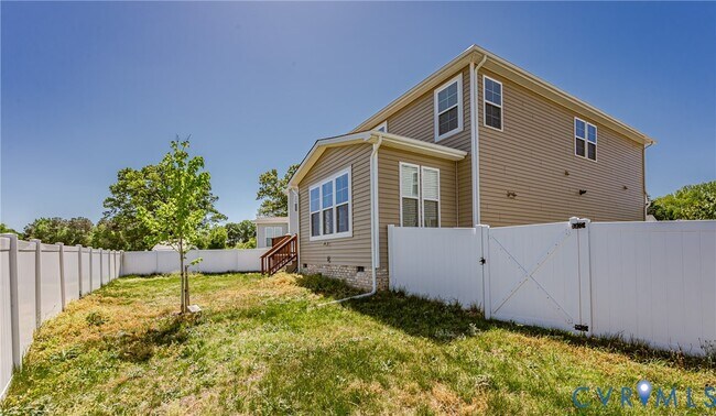 Building Photo - 8105 Lyman Ct